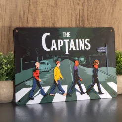 Blechschild – The Captains