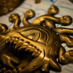 Dungeons & Dragons 50th Anniversary Beholder Medaillen 2er Set