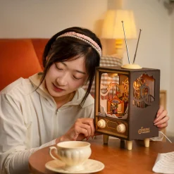 Retro-Fernseher Spieluhr Holzbausatz