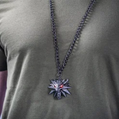 The Witcher 3 Wild Hunt Wolf Medaillon mit LED Augen