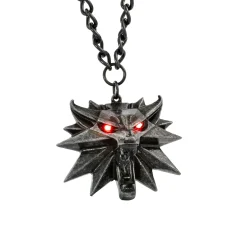 The Witcher 3 Wild Hunt Wolf Medaillon mit LED Augen