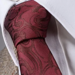 Warhammer 40.000 Chaos Krawatte mit Anstecknadel